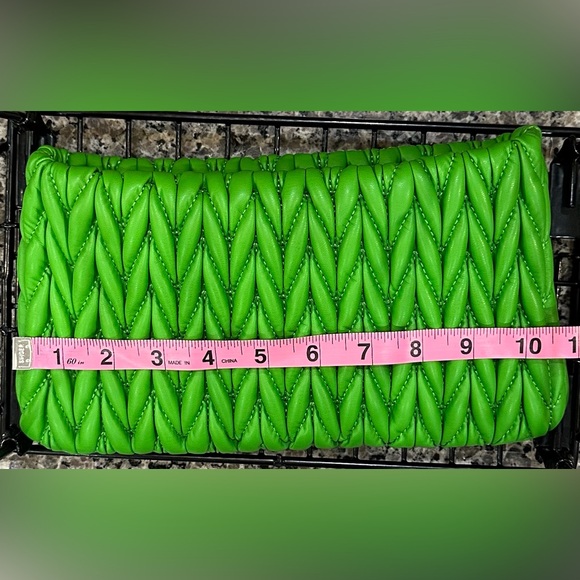 SHIRALEAH JODY ZIP POUCH, GREEN ✨LIKE NEW✨ - Picture 14 of 15